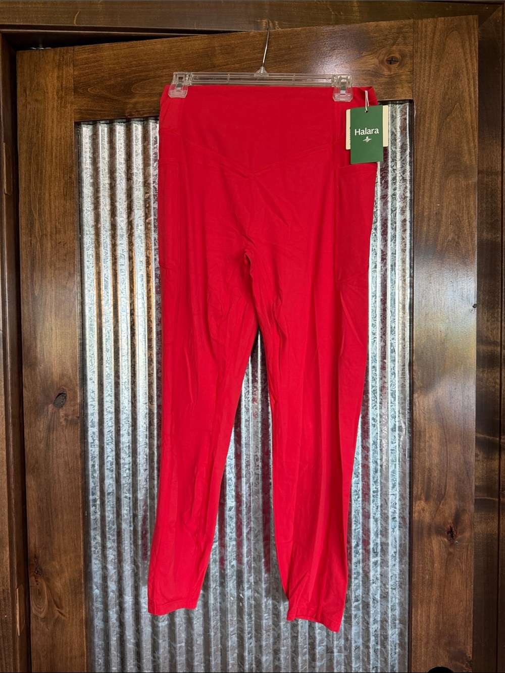 HALARA Bright Red women’s 7/8 Leggings Sz Lg